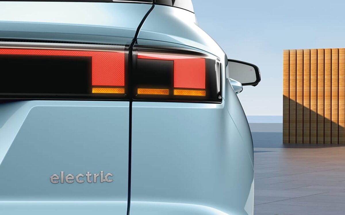 Close-up of the Hyundai Creta Electric rear tail lamp and electric badge