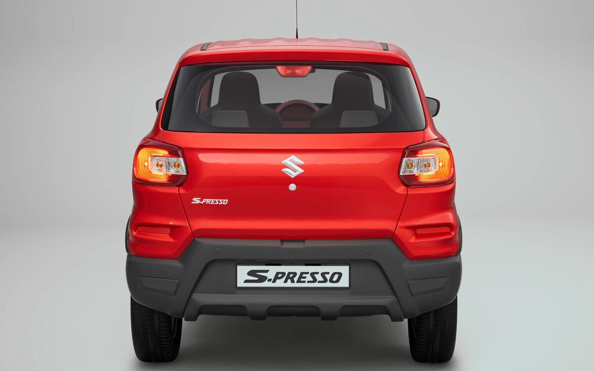 S-Presso in red from behind, with the tail lamp and rear bumper