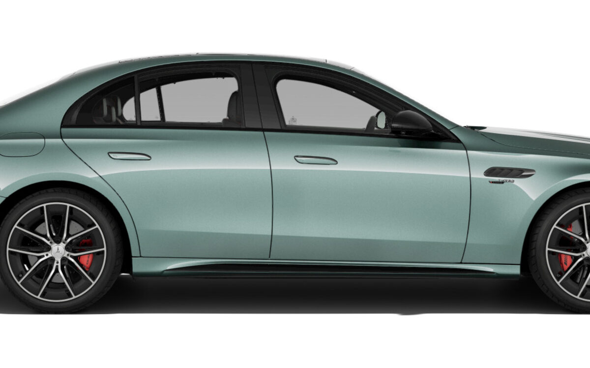 Mercedes-AMG E 53 Hybrid in Verde Silver, side profile on a white studio background