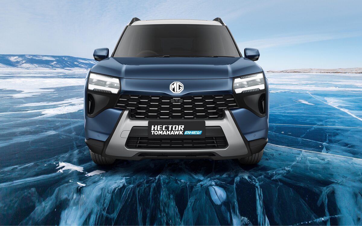 MG Hector Tomahawk PHEV in Celadon Blue with white roof, front view on a frozen lake