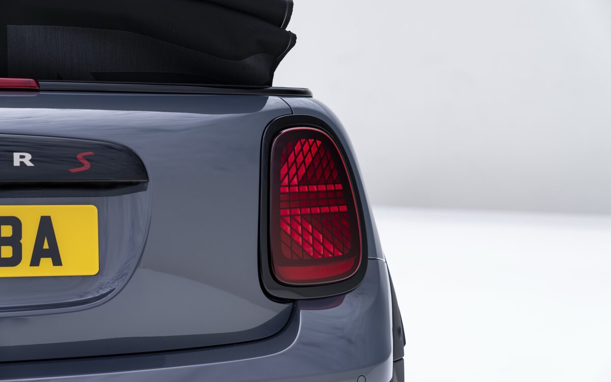 Close-up of the tail lamp and Cooper S badge on the MINI Cooper Convertible S