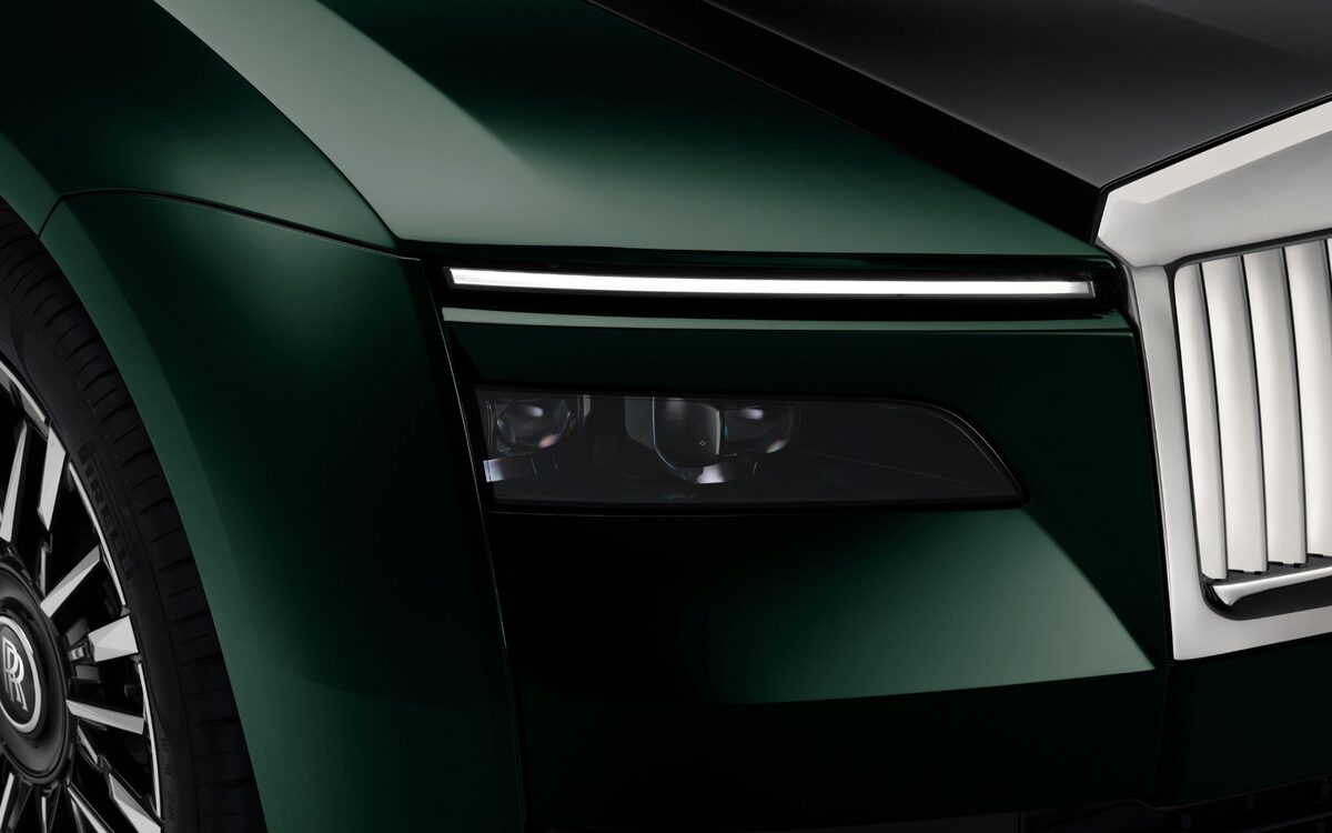 Close-up of the Spectre slim LED headlamp and light strip