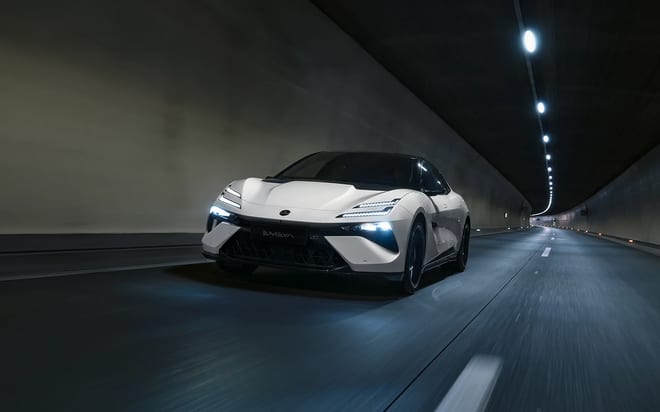Lotus Emeya, sedan